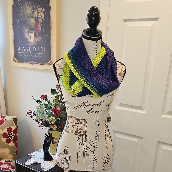 Handknit urple and Yellow Knit Scarf - Picture 1 of 12